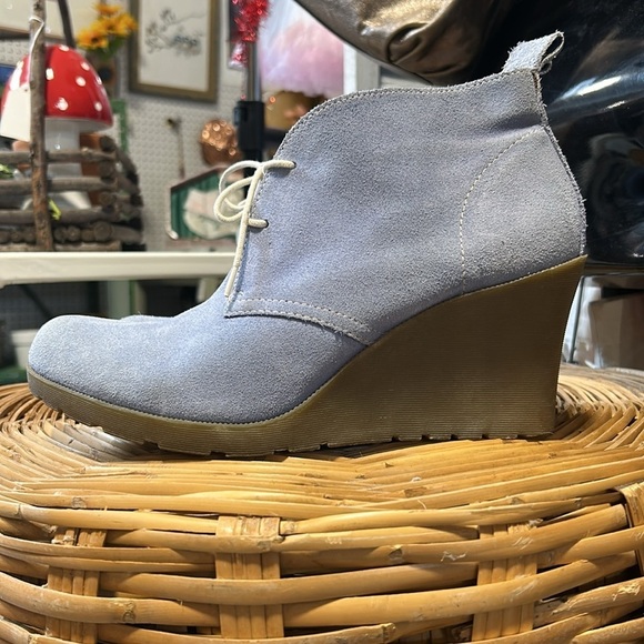 Dr. MARTENS Mandy Desert Boot Wedge in Ceramic Blue US 11 Lace Up Oxford - Picture 11 of 11